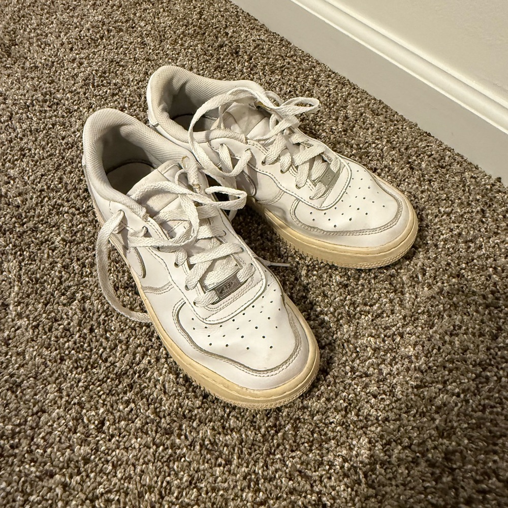 Nike White Women's Sneakers